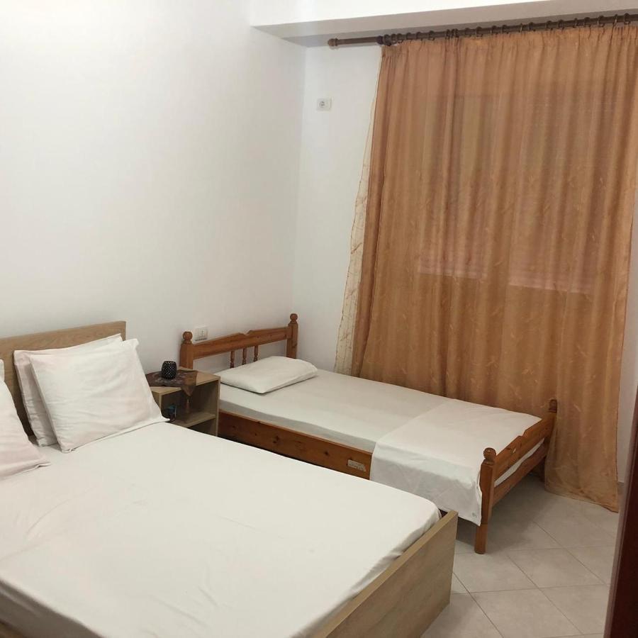 Mary'S Apartment Саранде Екстериор снимка